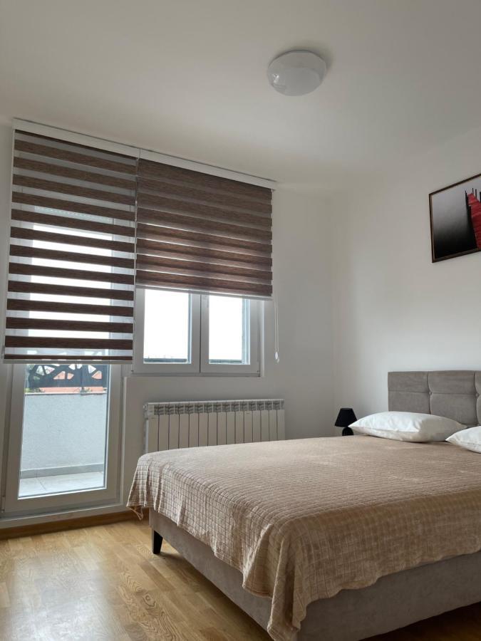 Royal Residence Apartmani 2 Pančevo Extérieur photo