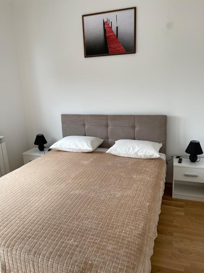 Royal Residence Apartmani 2 Pančevo Extérieur photo